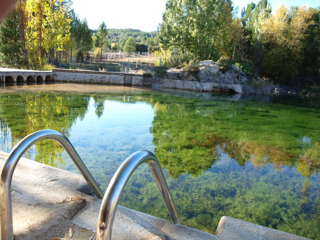 Alojamiento Turistico "El Torreon" Pensionat Fresneda de la Sierra Eksteriør billede