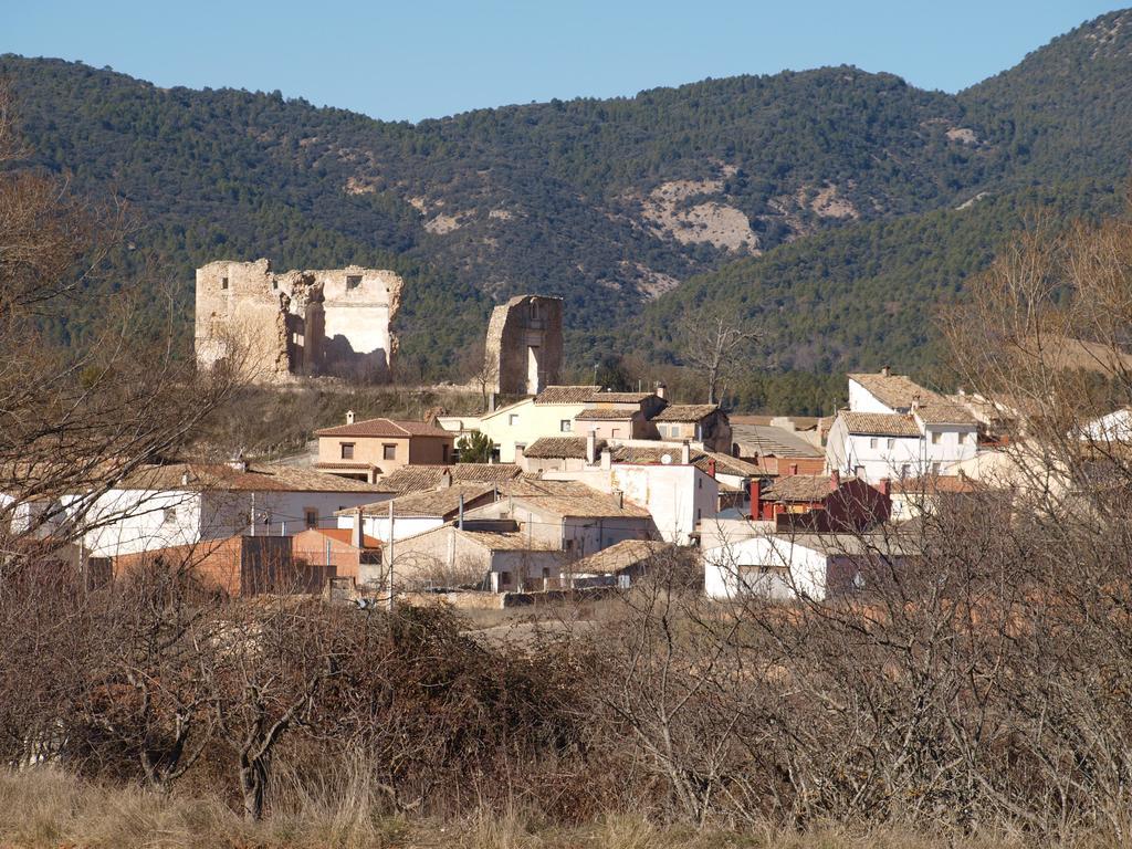 Alojamiento Turistico "El Torreon" Pensionat Fresneda de la Sierra Eksteriør billede