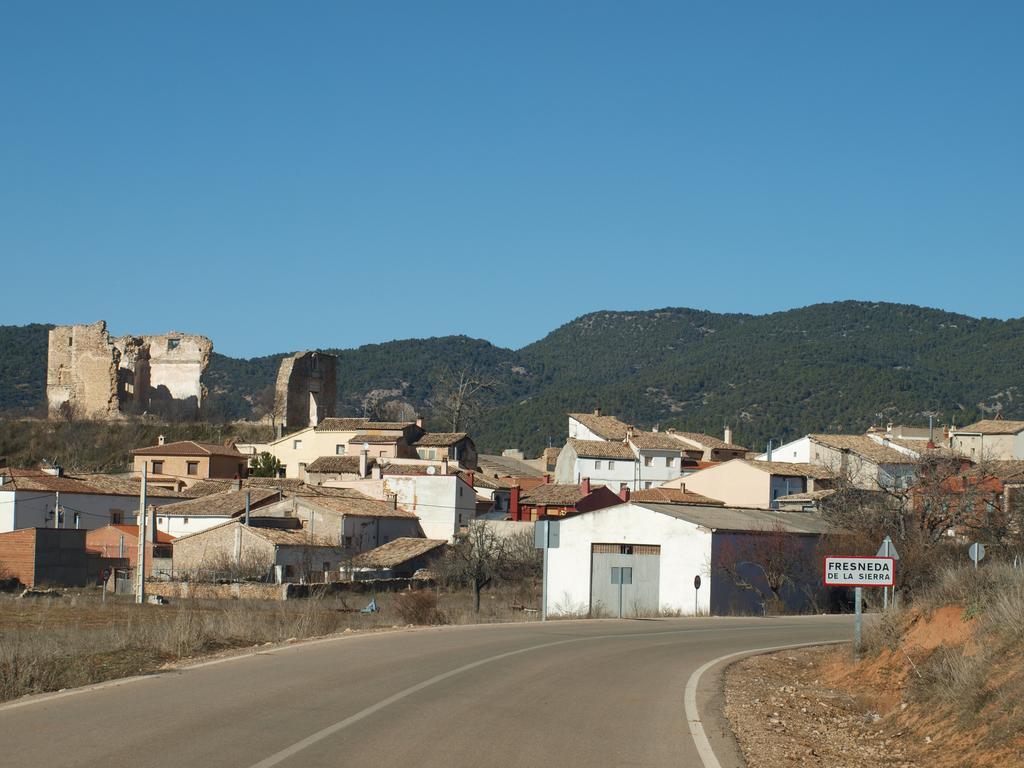 Alojamiento Turistico "El Torreon" Pensionat Fresneda de la Sierra Eksteriør billede