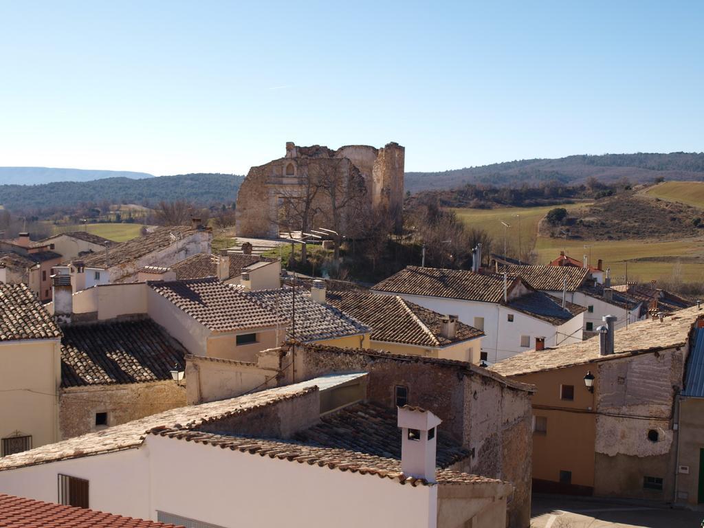 Alojamiento Turistico "El Torreon" Pensionat Fresneda de la Sierra Eksteriør billede